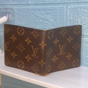 Authentic LOUIS VUITTON MONO BIFORD WALLET